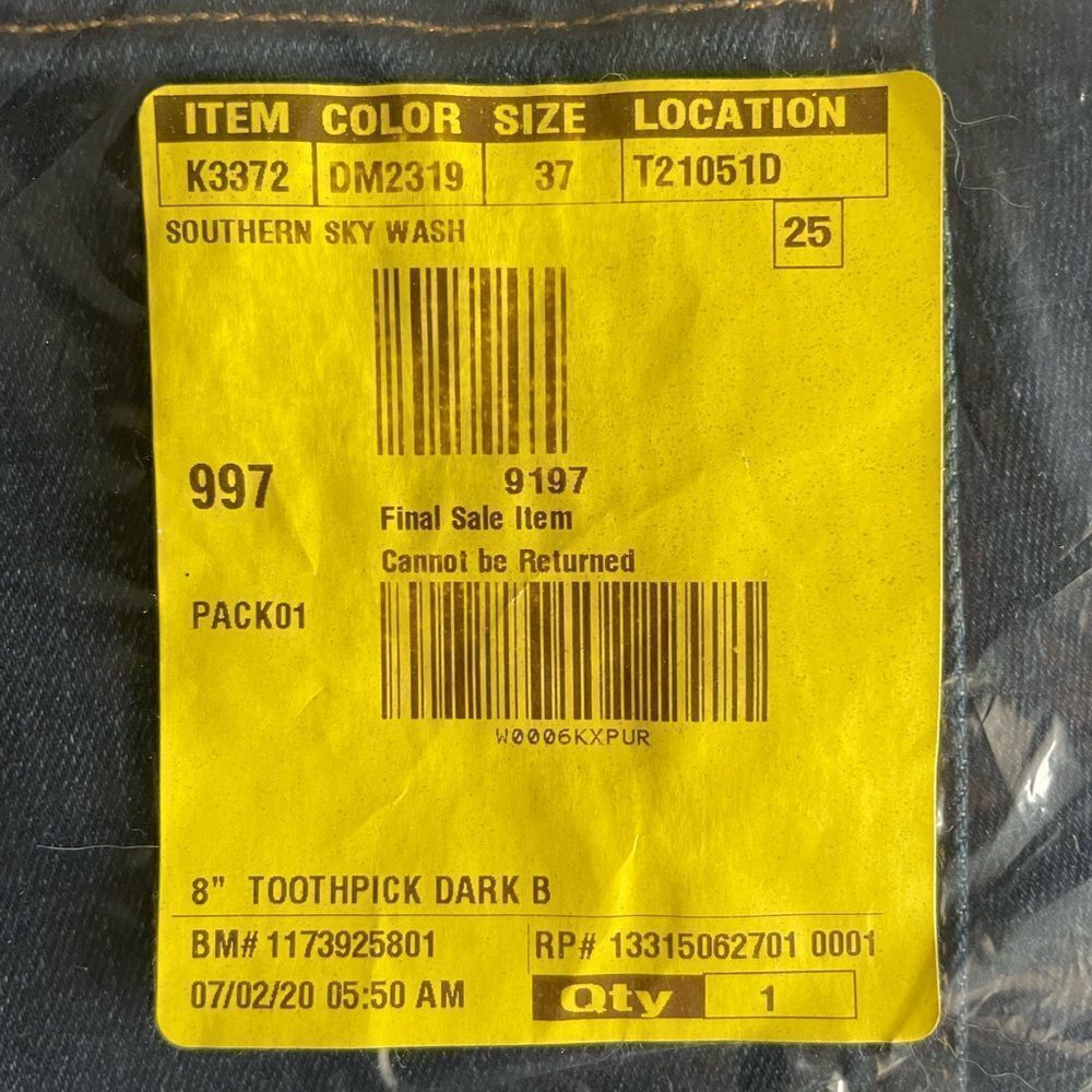 HP🎉❤️J.Crew 8” Toothpick Jeans - Picture 7 of 7